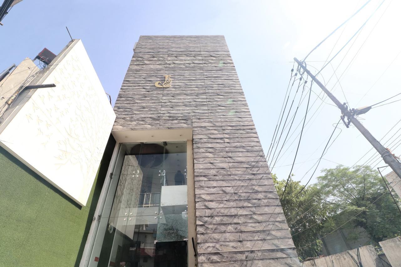 Oyo 14829 Hotel J Cruise Ludhiana Ngoại thất bức ảnh