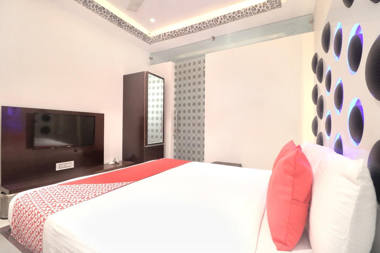 Oyo 14829 Hotel J Cruise Ludhiana Ngoại thất bức ảnh